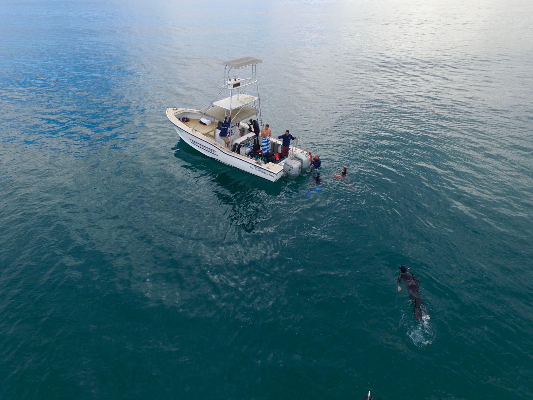 Hot Pursuit from above — Baja Mosquito Fleet, La Paz