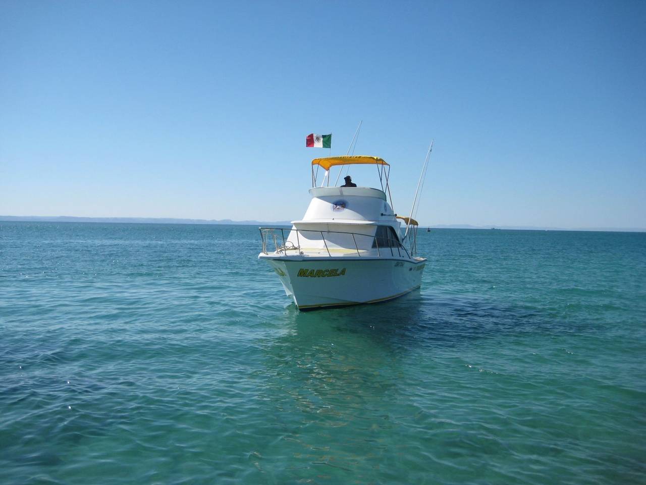 Marcela, 28 ft cabin cruiser — Baja Mosquito Fleet, La Paz